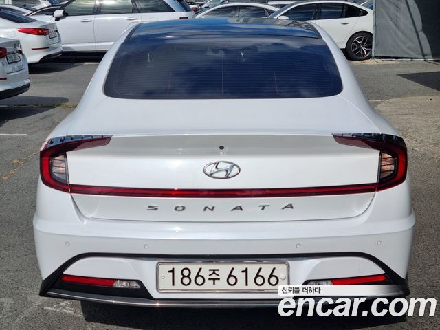 Hyundai Sonata 2.0 Smart — пробег 151 855 км — фото 3 из 5