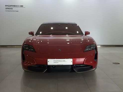 Porsche Taycan Turbo — пробег 2 100 км — фото 4 из 5