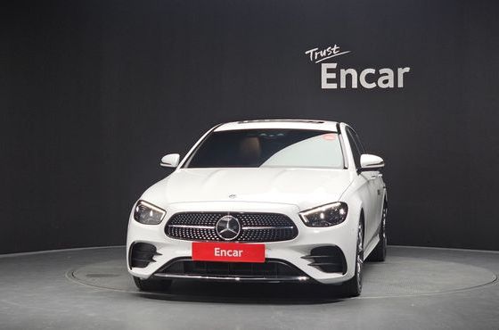 Mercedes-Benz E-Class E220d 4MATIC AMG Line — пробег 64 157 км — фото 3 из 5