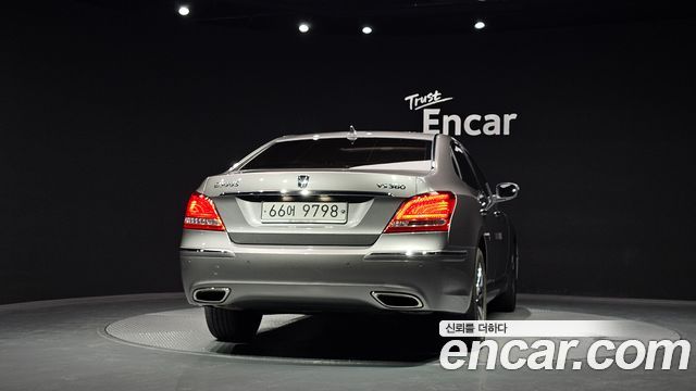 Hyundai Equus из Кореи Encar
