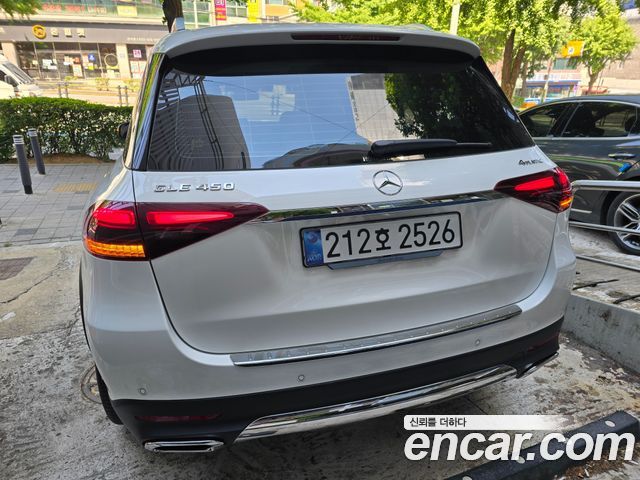 Mercedes-Benz GLE-Class GLE450 4MATIC — пробег 900 км — фото 4 из 5