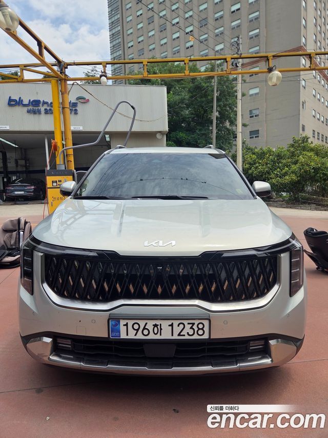 Kia Carnival Gasoline 9-Seater Signature — пробег 24 500 км — фото 3 из 5