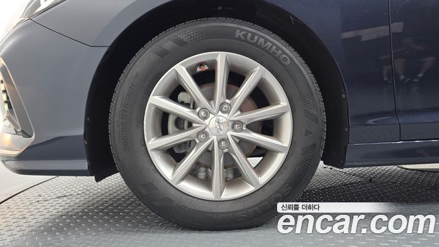 Hyundai Sonata 2.0 Style — пробег 89 682 км — фото 5 из 5