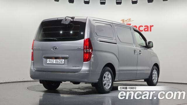 Hyundai Starex 3-Seater VAN CVX Deluxe — пробег 153 220 км — фото 2 из 5