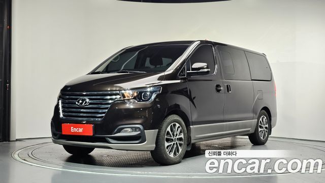 Hyundai Starex Urban 9-Seater Exclusive — пробег 99 597 км — фото 1 из 5