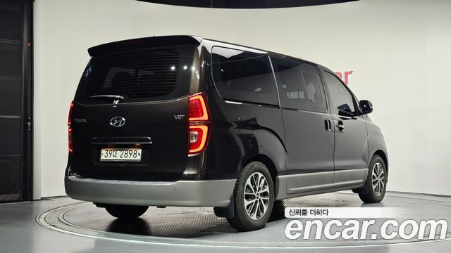 Hyundai Starex Urban 9-Seater Exclusive — пробег 99 597 км — фото 2 из 5