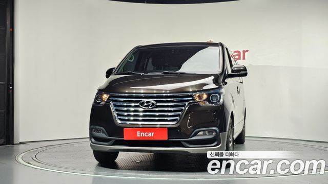 Hyundai Starex Urban 9-Seater Exclusive — пробег 99 597 км — фото 3 из 5