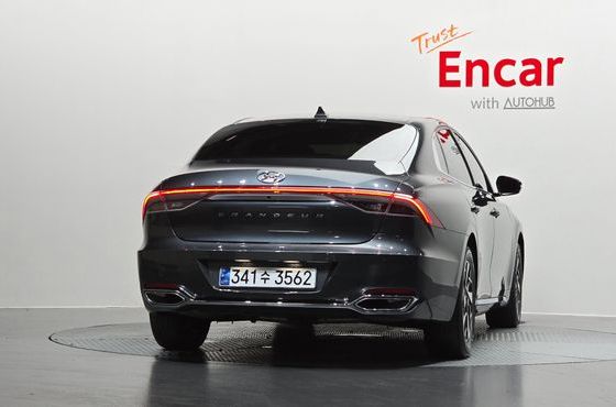 Hyundai Grandeur Premium — пробег 97 208 км — фото 4 из 5