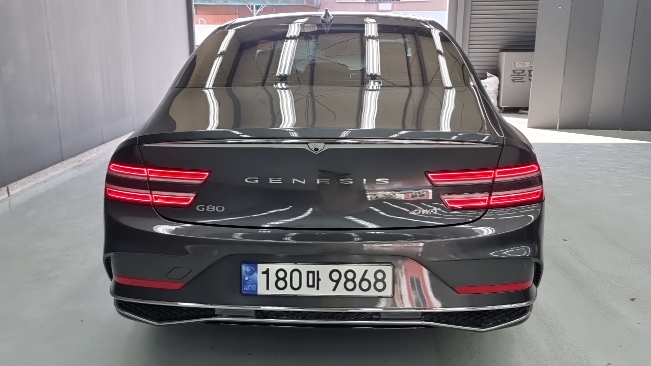 Genesis G80 Gasoline 2.5 Turbo AWD — пробег 11 200 км — фото 4 из 5