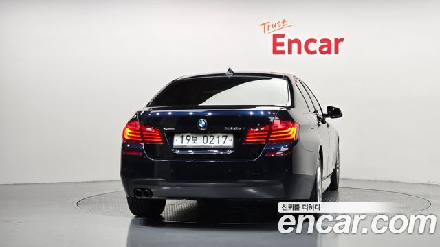 BMW 5-Series 528i xDrive M Aero Dynamic — пробег 139 946 км — фото 4 из 5