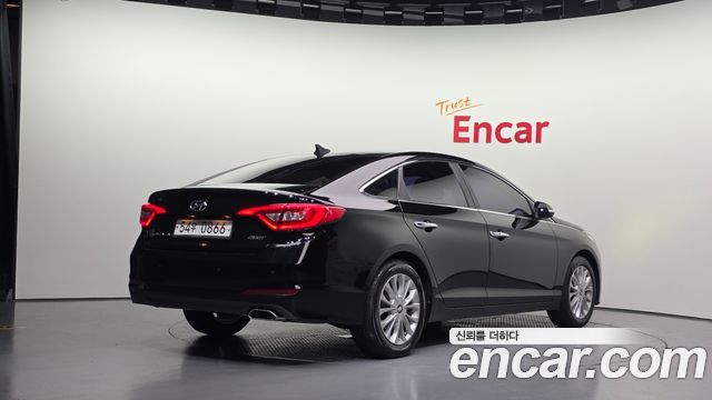 Hyundai Sonata 1.7 Diesel Smart — пробег 129 609 км — фото 2 из 5