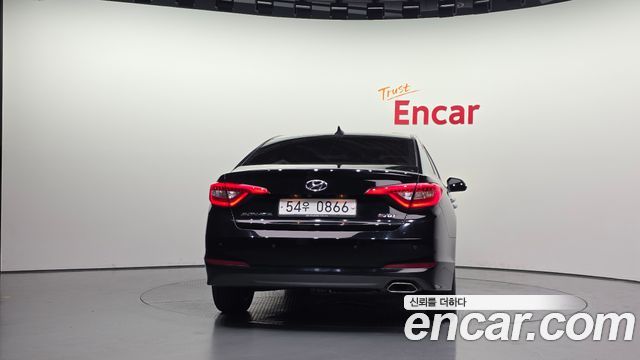 Hyundai Sonata 1.7 Diesel Smart — пробег 129 609 км — фото 4 из 5