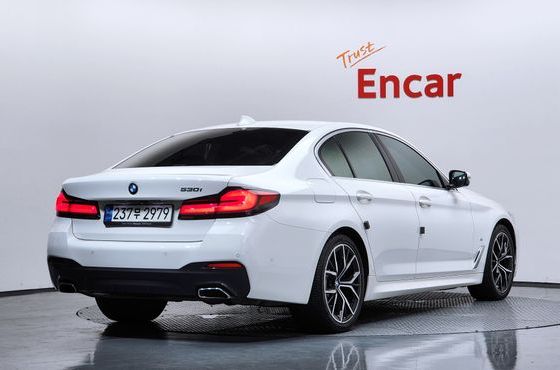 BMW 5-Series 530i M Sport Package — пробег 64 067 км — фото 2 из 5