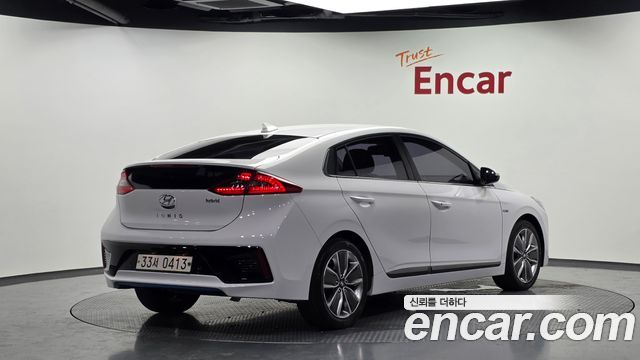 Hyundai Ioniq из Кореи Encar