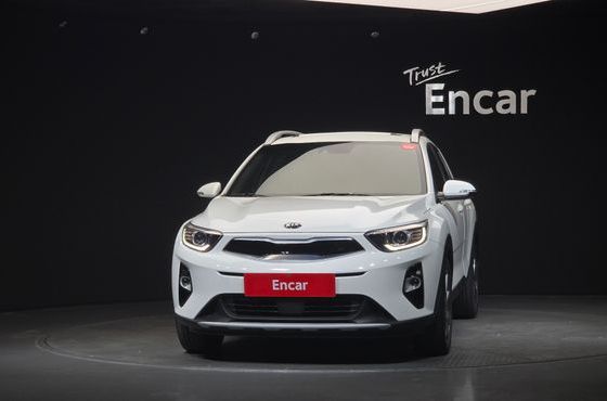 Kia Stonic 1.4 Prestige — пробег 79 141 км — фото 3 из 5