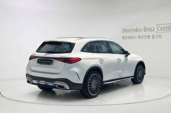 Mercedes-Benz GLC-Class GLC300 4MATIC AMG Line — пробег 1 622 км — фото 2 из 5