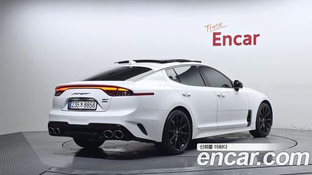 Kia Stinger из Кореи Encar