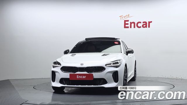 Kia Stinger из Кореи Encar