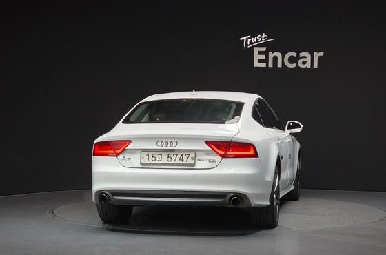 Audi A7 3.0 TFSI Quattro Dynamic 4G — пробег 187 004 км — фото 4 из 5