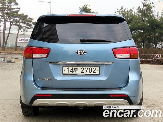 Kia Carnival из Кореи Encar