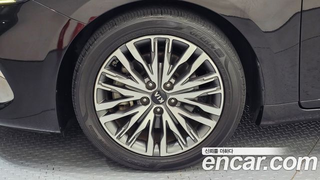 Kia K7 из Кореи Encar