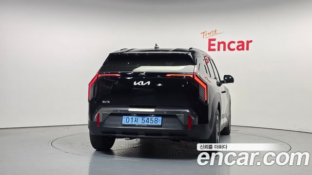 Kia EV3 из Кореи Encar