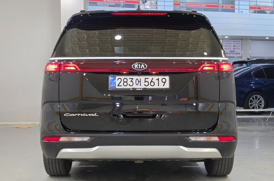 Kia Carnival Diesel 9-Seater Prestige — пробег 106 796 км — фото 5 из 5
