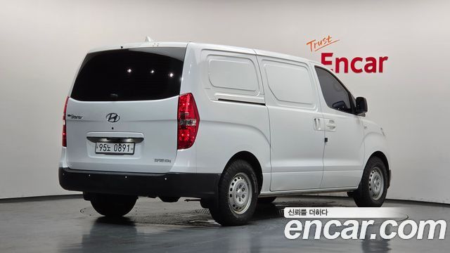 Hyundai Starex Van 3-Seater Style — пробег 154 717 км — фото 2 из 5