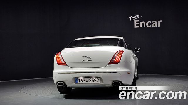 Jaguar XJ из Кореи Encar