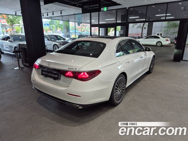 Mercedes-Benz E-Class из Кореи Encar