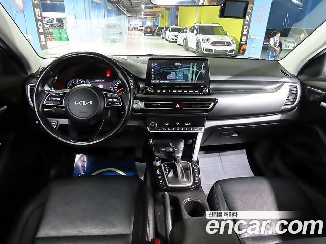 Kia Seltos из Кореи Encar