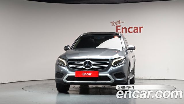 Mercedes-Benz GLC-Class GLC350e 4MATIC Premium — пробег 28 380 км — фото 3 из 5
