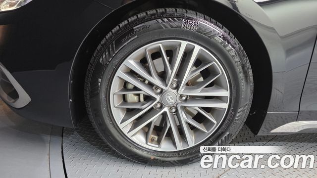 Hyundai Grandeur 2.2 Diesel Premium — пробег 74 327 км — фото 5 из 5