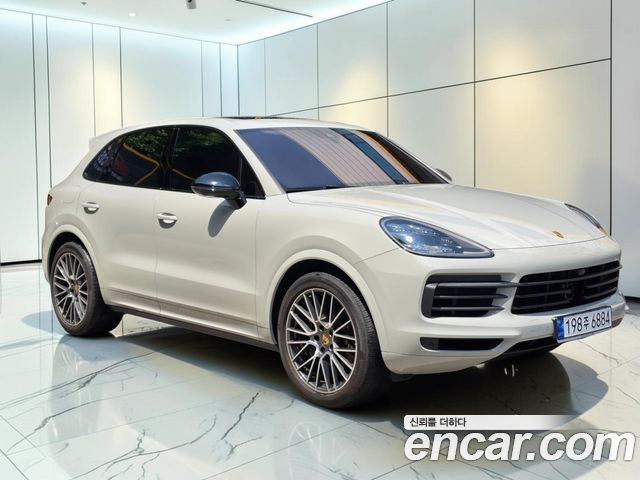 Porsche Cayenne 3.0 PLATINUM EDITION — пробег 28 000 км — фото 1 из 5