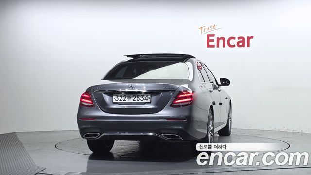 Mercedes-Benz E-Class из Кореи Encar