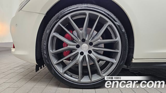 Maserati Ghibli из Кореи Encar