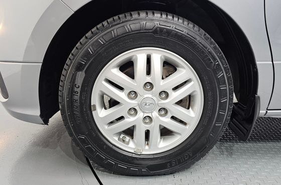 Hyundai Starex Van 5-Seater Smart — пробег 92 739 км — фото 5 из 5