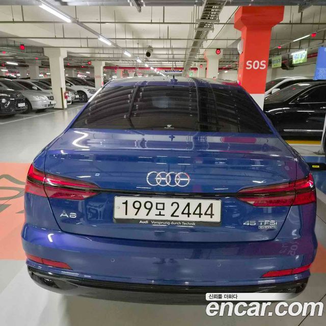 Audi A6 45 TFSI Quattro Premium — пробег 9 800 км — фото 2 из 5