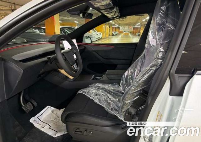 Tesla Model Y L Long Range AWD — пробег 1 км — фото 4 из 5