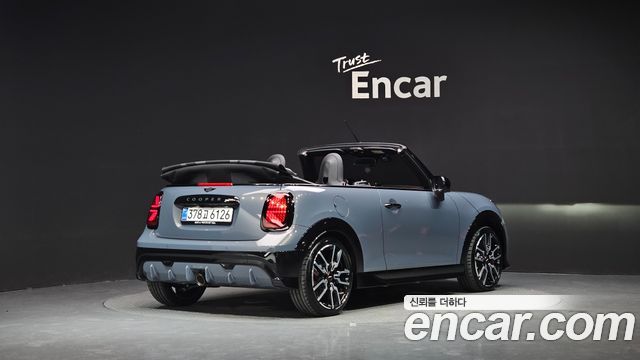 Mini Cooper Convertible JCW — пробег 3 365 км — фото 2 из 5