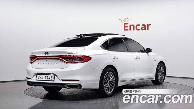 Hyundai Grandeur Exclusive Special — пробег 178 806 км — фото 2 из 5