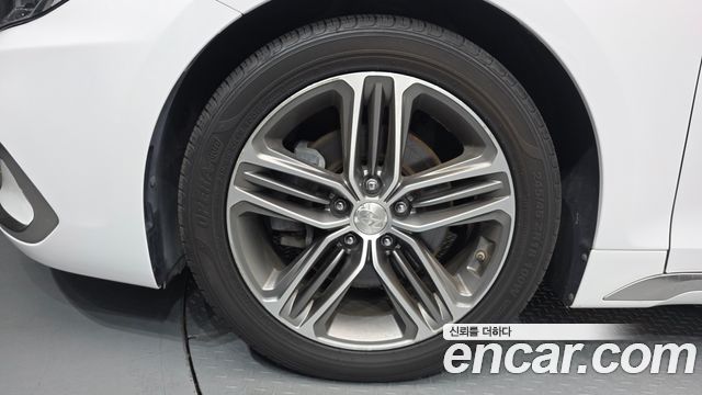 Hyundai Grandeur 2.2 Diesel Premium — пробег 88 845 км — фото 5 из 5