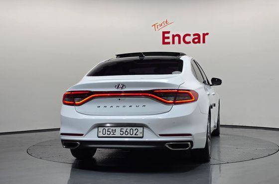 Hyundai Grandeur 2.4 Premium — пробег 95 491 км — фото 4 из 5