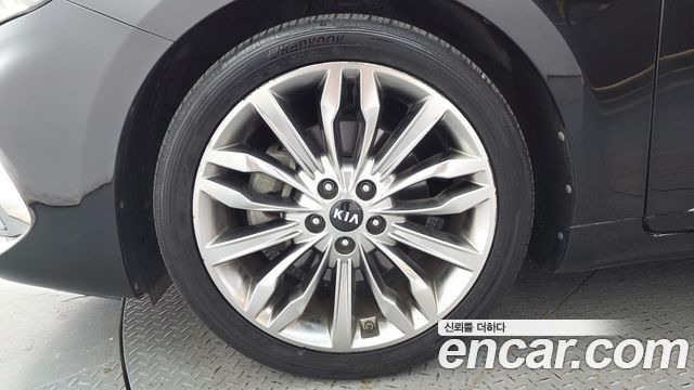 Kia K7 из Кореи Encar