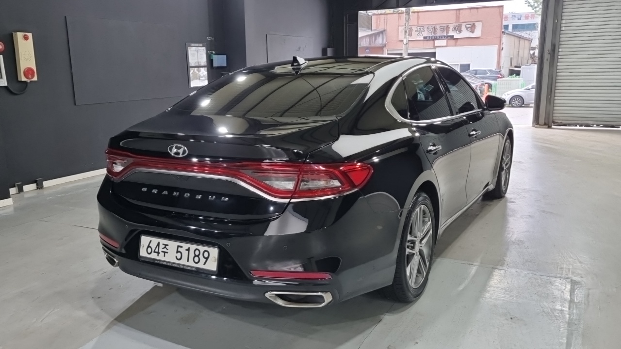 Hyundai Grandeur 2.4 Premium — пробег 143 797 км — фото 2 из 5