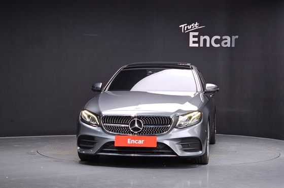 Mercedes-Benz E-Class E300 4MATIC AMG Line — пробег 180 323 км — фото 3 из 5