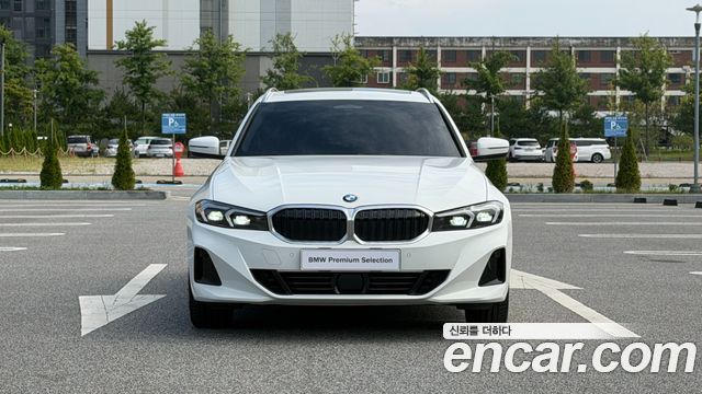 BMW 3-Series 320i Touring — пробег 9 921 км — фото 3 из 5