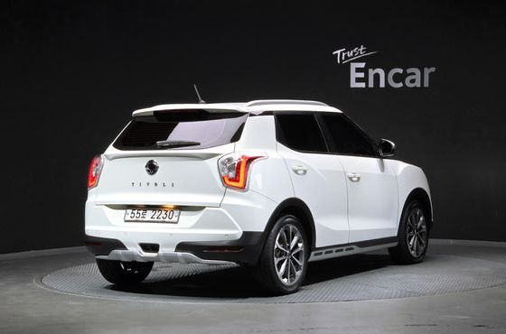 Ssangyong TIBOLI Edge Edition 2WD — пробег 73 597 км — фото 2 из 5