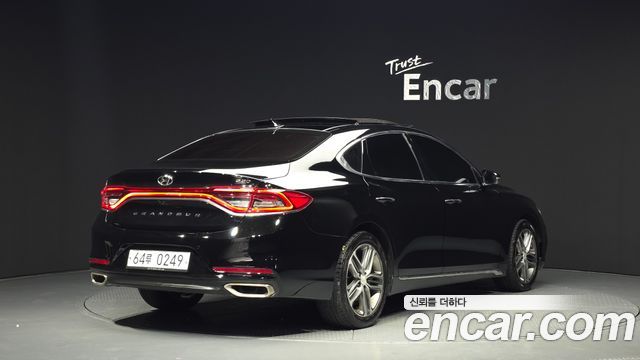 Hyundai Grandeur 2.2 Diesel Premium — пробег 160 457 км — фото 2 из 5