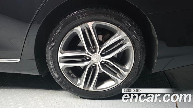 Hyundai Grandeur 2.2 Diesel Premium — пробег 160 457 км — фото 5 из 5